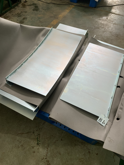 大護(hù)板鍍藍(lán)白鋅第1張